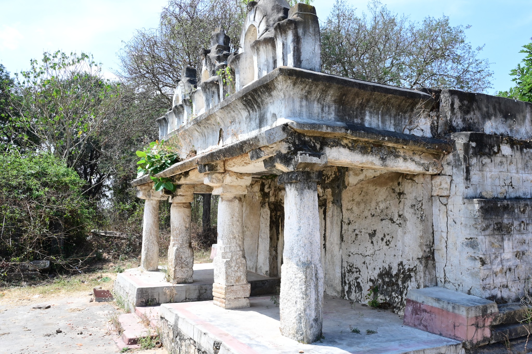 Angled view of the temple before conservation